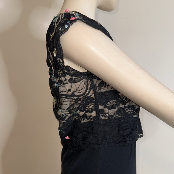 Morrell Maxie Silk Beaded Floral Lace Dress - Picture 5 of 17